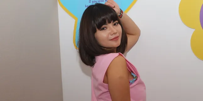 Turun ke Jalan Protes Perpanjangan PPKM Pakai Bikini, Dinar Candy Takut Dikira ODGJ