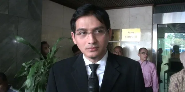 Turut Berduka, Ibunda Lucky Hakim Meninggal Dunia