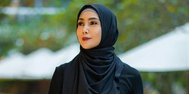 Turut Sukseskan Women Festive, Fenita Arie Sorot Keberkahan Finansial Bagi Perempuan Turut Sukseskan Women Festive, Fenita Arie Sorot Keberkahan Finansial Bagi Perempuan