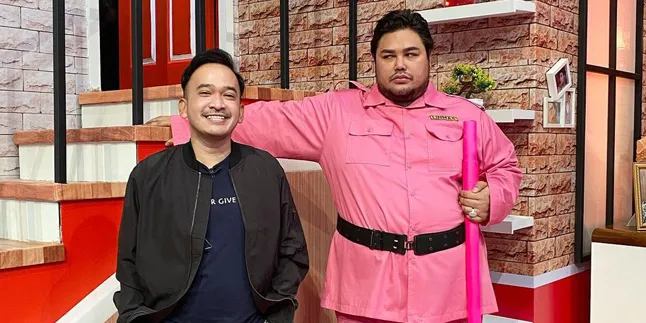 Uang Rp 500 Juta dari Deddy Corbuzier Bakal Dibuat Bangun Masjid oleh Ivan Gunawan, Ruben Onsu Ikut Senang Uang Rp 500 Juta dari Deddy Corbuzier Bakal Dibuat Bangun Masjid oleh Ivan Gunawan, Ruben Onsu Ikut Senang