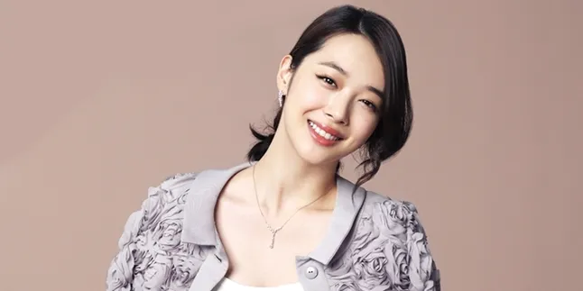 Ucapan Keluarga SMTOWN Buat Sulli Setelah Pemakaman Ucapan Keluarga SMTOWN Buat Sulli Setelah Pemakaman