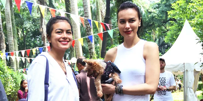 Ucapan Selamat Ultah Sophia Latjuba Untuk Eva Celia, So Sweet! Ucapan Selamat Ultah Sophia Latjuba Untuk Eva Celia, So Sweet!