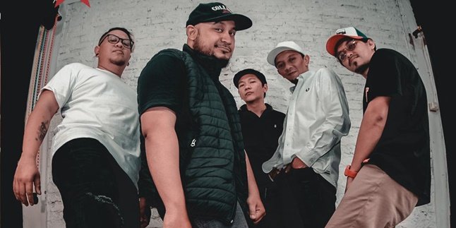 Ucay and Lowp Finally Reunite with Rocket Rockers