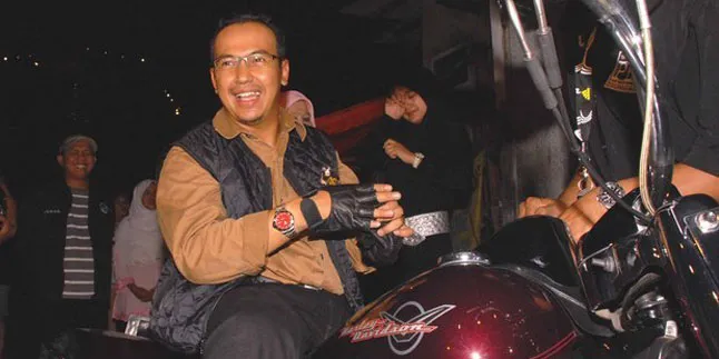 Uje Sempat Dilarang Naik Sepeda Motor Oleh Ibundanya