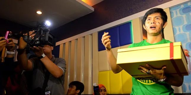 Ulang Tahun, Cakra Khan Dapat Kejutan Besar Dari Fans!