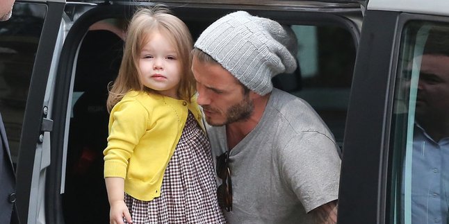 Ulang Tahun, Harper Seven Beckham 'Mandi' Balon