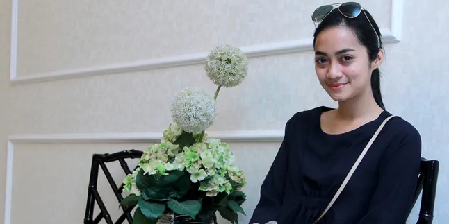 Ulang Tahun Kali Ini, Ayudia Bing Slamet Dapat Hadiah Status! Ulang Tahun Kali Ini, Ayudia Bing Slamet Dapat Hadiah Status!