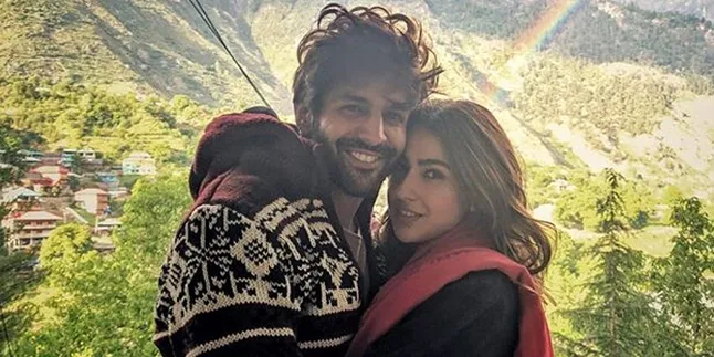 Ulang Tahun ke-24, Sara Ali Khan Dapat Kejutan Manis Dari Pacar Ulang Tahun ke-24, Sara Ali Khan Dapat Kejutan Manis Dari Pacar