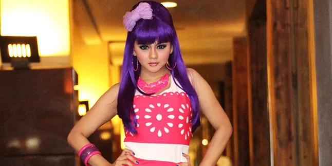 Ulang Tahun ke-27, Jenita Janet Rayakan Bersama Para Fans Ulang Tahun ke-27, Jenita Janet Rayakan Bersama Para Fans