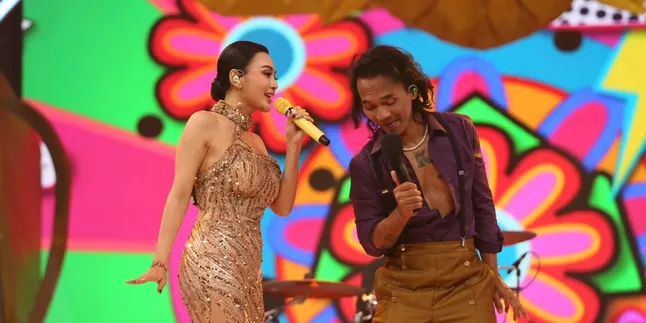 Ulang Tahun ke-49, Kaka Slank Dapat Kejutan Manis di Panggung 'Spekta 3 Dekade'