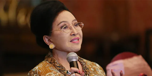 Ulang Tahun ke-88, Mooryati Sudibyo Masih Punya Banyak Kekurangan Ulang Tahun ke-88, Mooryati Sudibyo Masih Punya Banyak Kekurangan