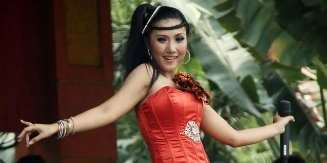 Ulang Tahun, Novi Andarista Ingin Dapat Kado Mobil Ulang Tahun, Novi Andarista Ingin Dapat Kado Mobil