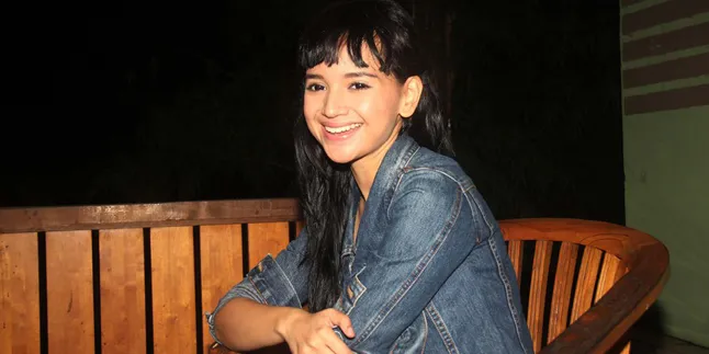 Ultah, Angelica Simperler Belum Punya Kekasih Ultah, Angelica Simperler Belum Punya Kekasih
