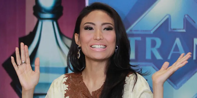 Ultah, Ayu Dewi Malah Senang Dikerjain