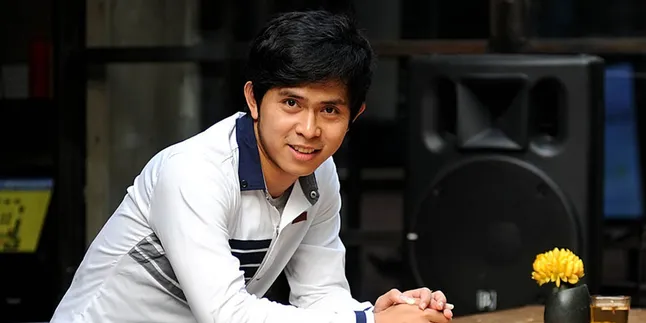 Ultah, Cakra Khan Dapat Kado Mahal Dari Fans