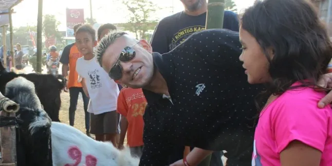 Ultah, Cristian Gonzales Pilih Beli Hewan Kurban Daripada BMW