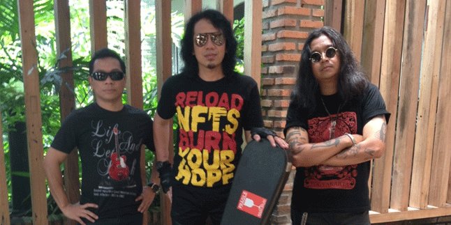 Ultah Ke-22, Power Slaves Konser di Semarang & Yogyakarta