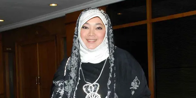 Ultah ke-40, Rina Gunawan Rilis '33 Tips Menyiapkan Pernikahan'