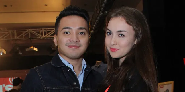 Ultah Pernikahan, Rianti Cartwright Dapat Ucapan Cinta & 'Ciuman'