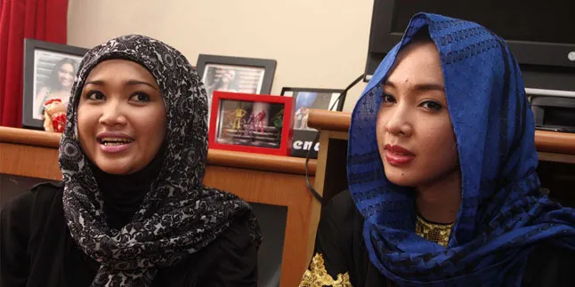 Ultah Saat Umroh, Ririn Setyarini Ajak DJ ke Arab