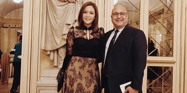 Umrah Bareng Irwan Mussry, Maia Estianty Berangkat Naik Jet Pribadi