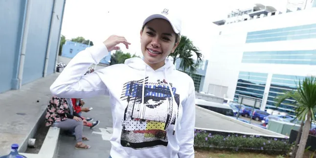 Umrah Ketiga, Nikita Mirzani Bakal Sekalian Akad Nikah Dengan Dipo Latief?