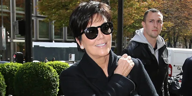 Umur 59 Tahun, Penampilan Kris Jenner Masih Sepanas Ini Umur 59 Tahun, Penampilan Kris Jenner Masih Sepanas Ini