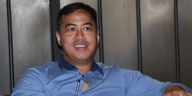 Unboxing Chitato Indomie Bareng Pandji, Bikin Ngiler! Unboxing Chitato Indomie Bareng Pandji, Bikin Ngiler!