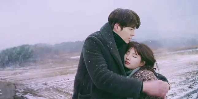 'Uncontrollably Fond' Tak Sukses, Kim Woo Bin Minta Maaf 'Uncontrollably Fond' Tak Sukses, Kim Woo Bin Minta Maaf