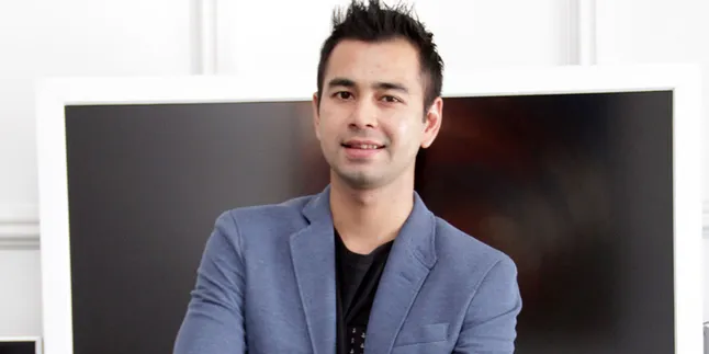 Undangan Nikah Raffi - Nagita Khusus Didesain Dengan Barcode