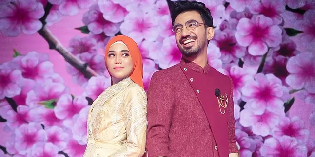 Unggah Foto Bareng, Uyaina Arshad dan Reza Zakarya Sukses Bikin Baper