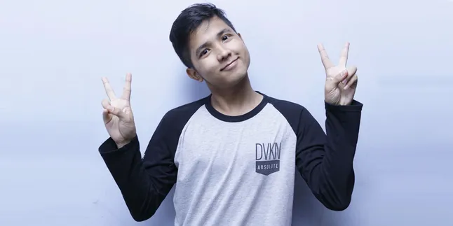 Unggah Foto Ekspresi, Jirayut Tantang Yana dan Reza Lakukan Hal yang Sama Berdua