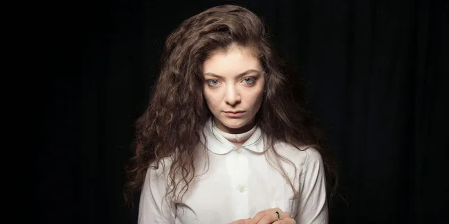 Unggah Foto Lorde dan Kekasihnya, Fotographer Ini Jadi Terdakwa!