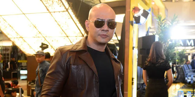 Tunjukkan Foto Rontgen, Dua Tulang Rusuk Deddy Corbuzier Patah