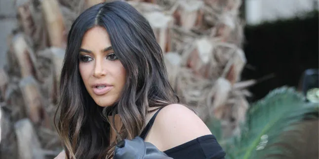 Unggah Foto Tanpa Busana, Kim Kardashian Malah Heran