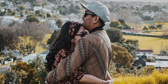 Glenn Fredly's Last Upload Before His Death, Give Romantic Birthday Greetings to His Wife