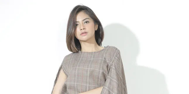 Ungkap Rencana Pernikahan, Tiwi Eks-T2 Masih Rahasiakan Calon Suami Ungkap Rencana Pernikahan, Tiwi Eks-T2 Masih Rahasiakan Calon Suami