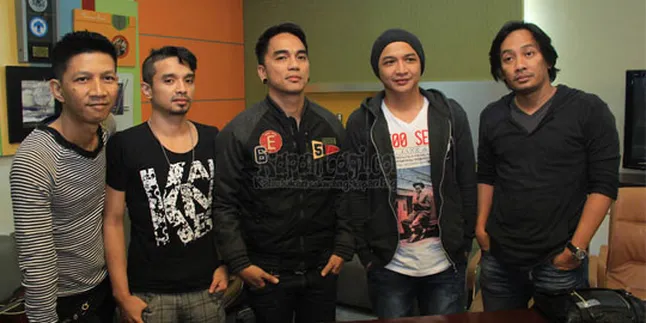 Ungu Siap Garap Soundtrack 'SANG KYAI' Ungu Siap Garap Soundtrack 'SANG KYAI'
