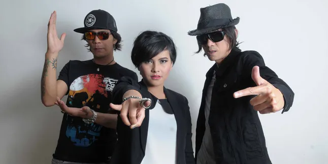 Unik dan Nggak Pasaran, Alasan Utopia Gandeng Vokalis Baru?