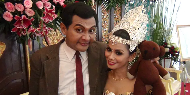 Unik, Vico Rahman Nikah Pakai Kostum Mr Bean