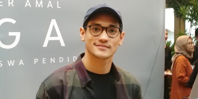 For the First Time, Afgan Holds a Charity Concert to Fund Scholarships
