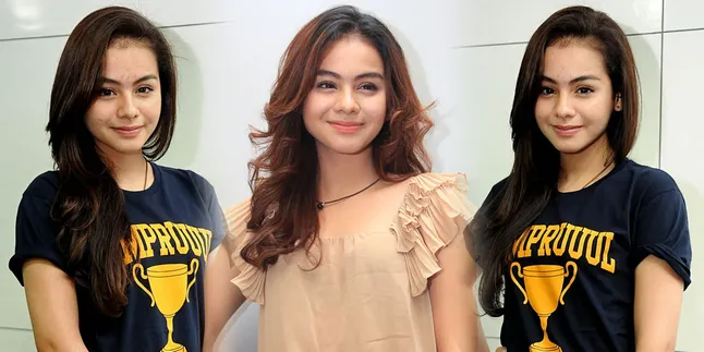 Up Close and Personal: Serba-Serbi Cerita Sahila Hisyam