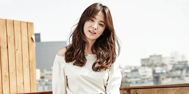 Upload Foto Jadul 'Endless Love', Bukti Song Hye Kyo Tetap Cantik Upload Foto Jadul 'Endless Love', Bukti Song Hye Kyo Tetap Cantik
