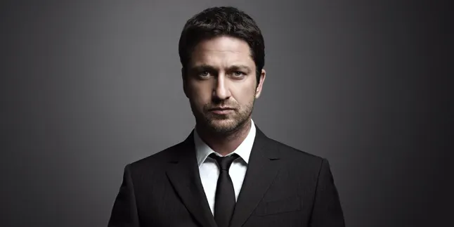 Aksi Nakal Gerard Butler dan Hilary Swank Saat Premiere