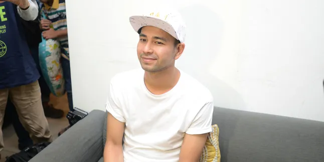 Ups, Raffi Ahmad Ketahuan Simpan Barang Pemberian Mantan di Rumah Rieta Amalia! Ups, Raffi Ahmad Ketahuan Simpan Barang Pemberian Mantan di Rumah Rieta Amalia!