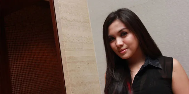 Urusan Asmara, Vicky Shu Tak Mau Berjalan Singkat