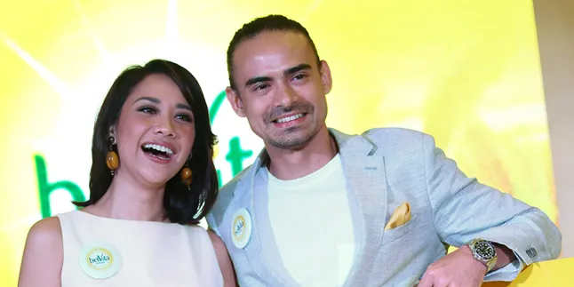 Urusan Dandan, Ternyata Ashraf Sinclair Lebih Ribet Daripada BCL Urusan Dandan, Ternyata Ashraf Sinclair Lebih Ribet Daripada BCL