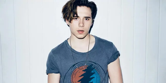 Usai Bikin Victoria Nangis, Brooklyn Beckham Ganteng di Hari Pertama Kuliah