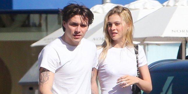 After Being Reported Married, Nicola Peltz is Now Suspected to be Pregnant with Brooklyn Beckham's Child