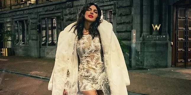 Usai Gelar Pesta Lajang di Amsterdam, Priyanka Chopra Pulang ke Mumbai Rayakan Diwali